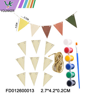 Wooden Triangle Hanging Flag Crafting DIY Painting Kids Craft Kits Hanging Decor Christmas Gift.